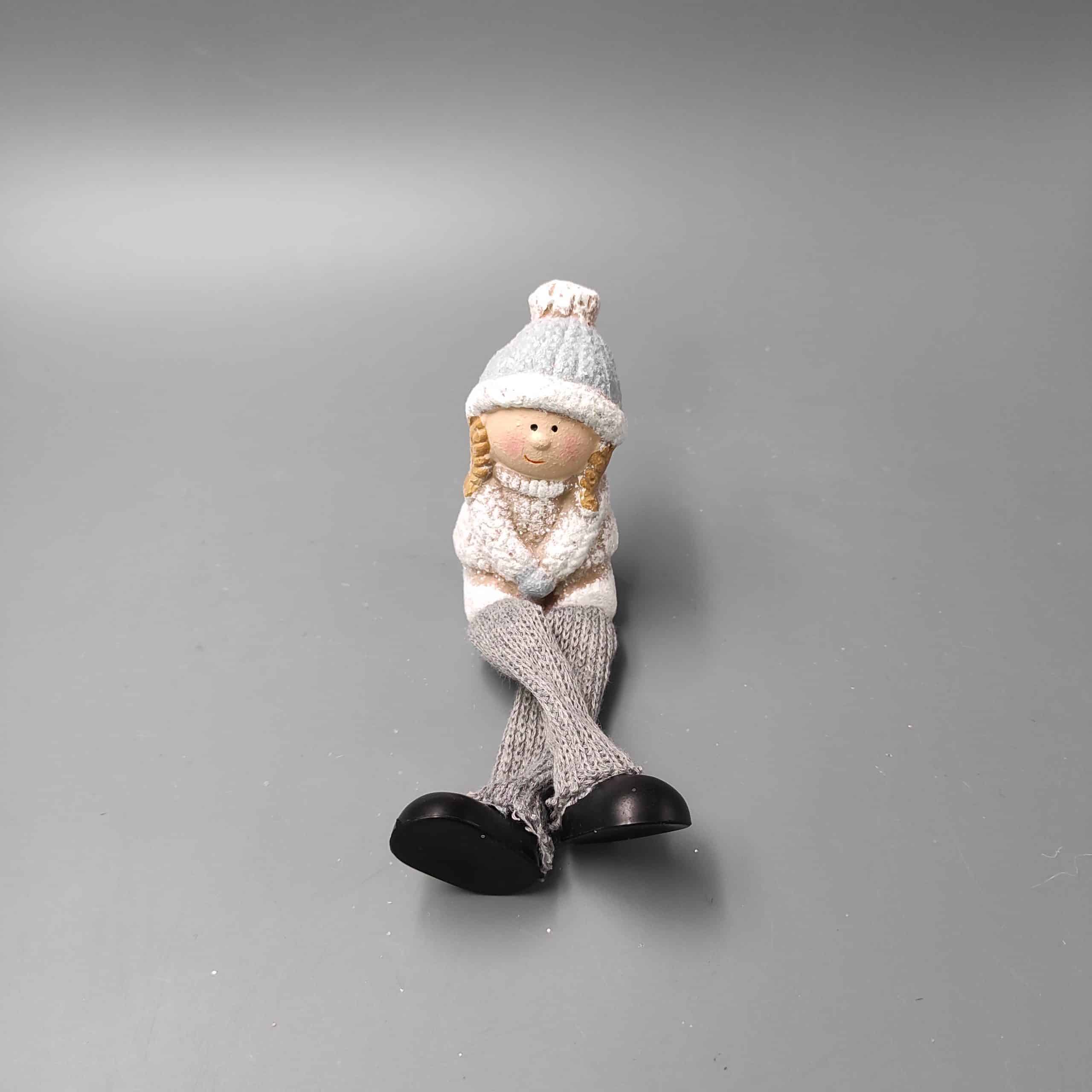 Lógólábú kislány