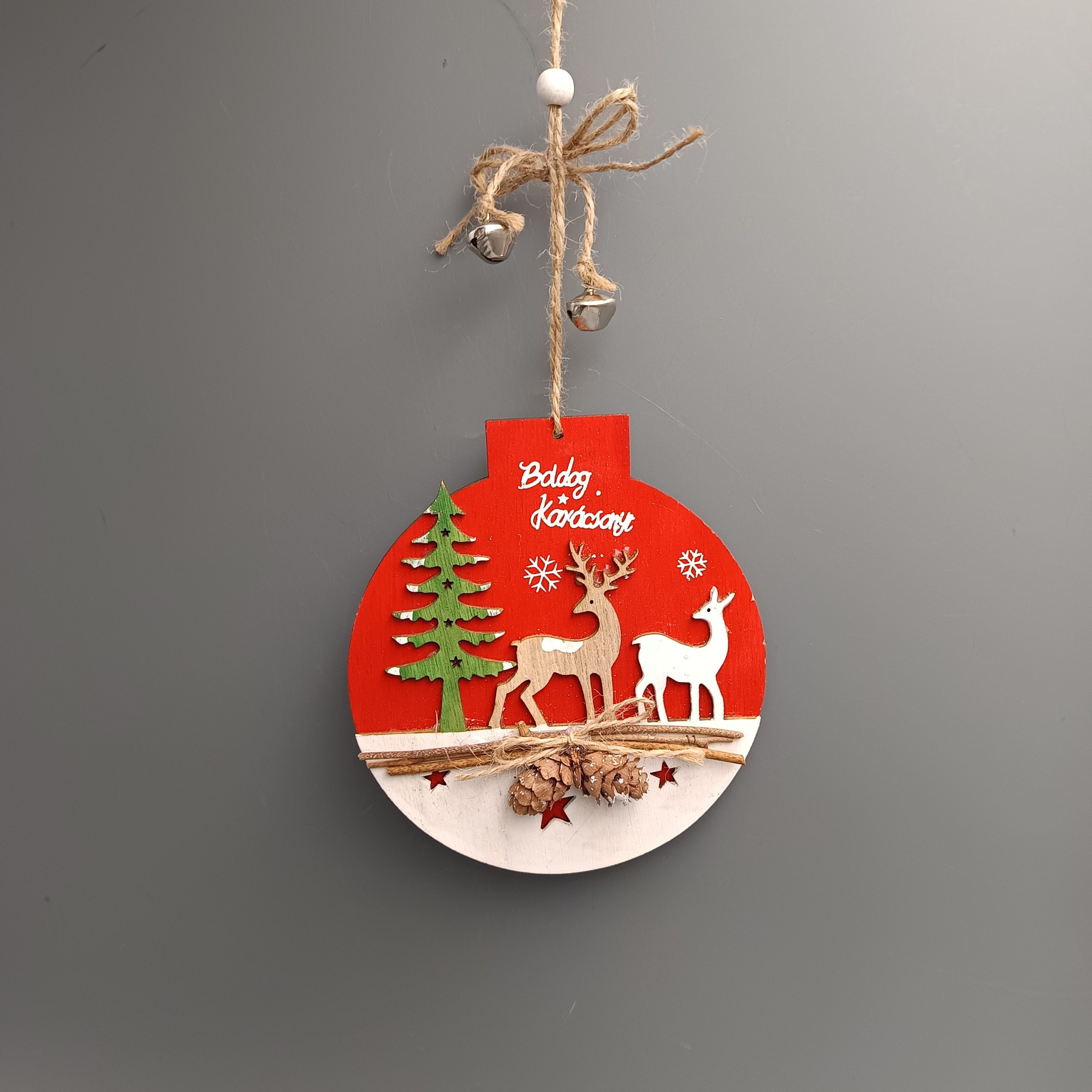 Ajtódísz gömb alakú