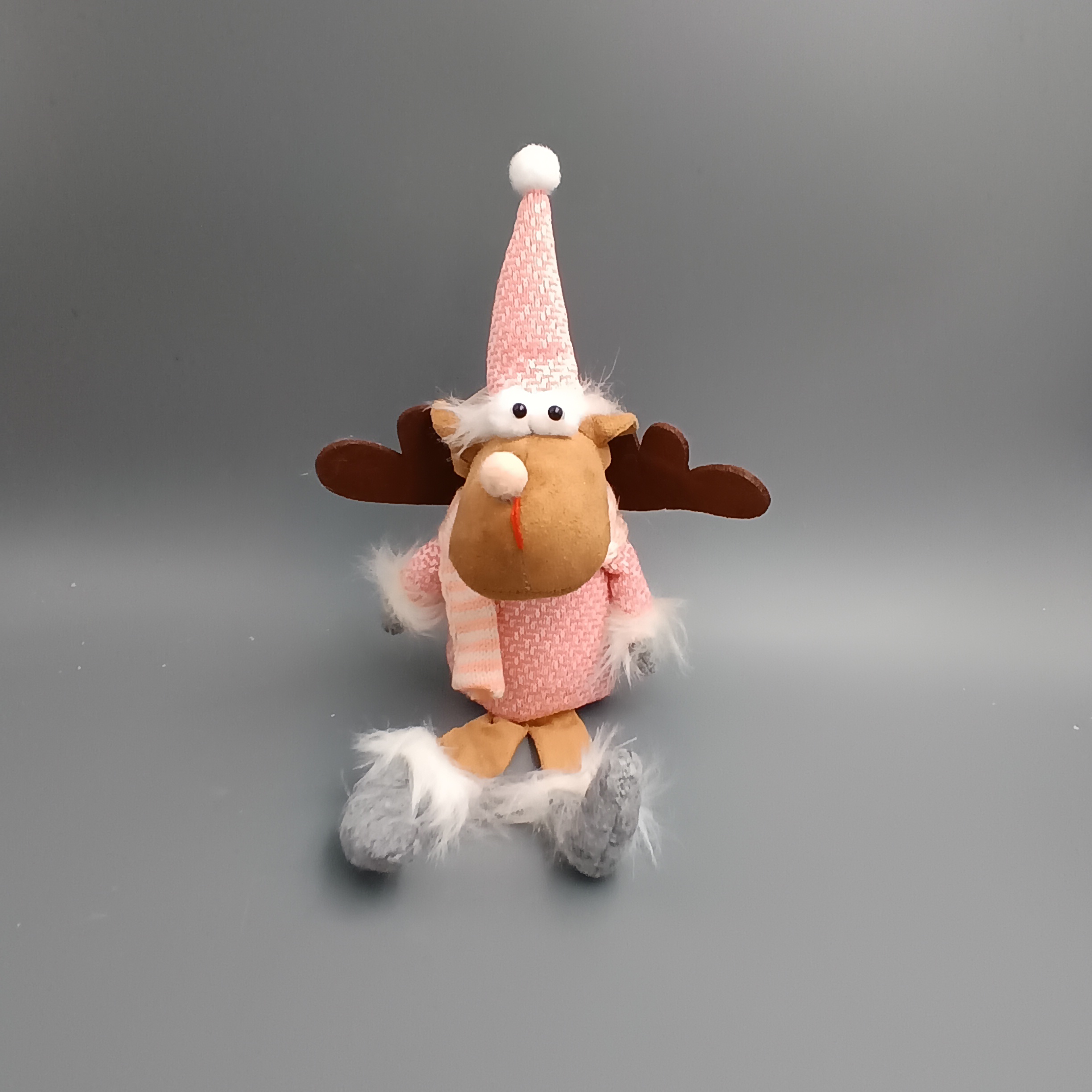 Rénszarvas csíkos sálban