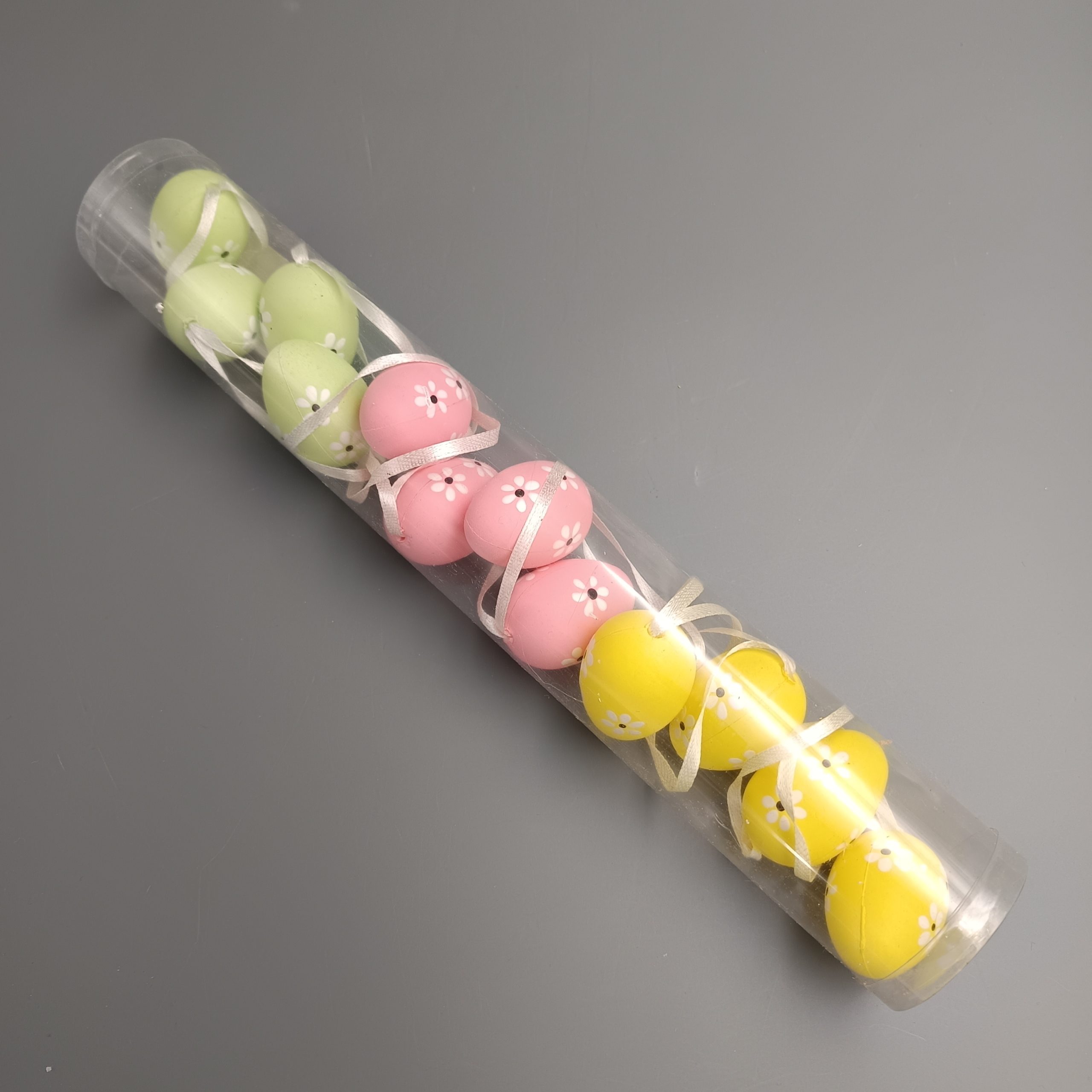 Műanyag húsvéti tojás